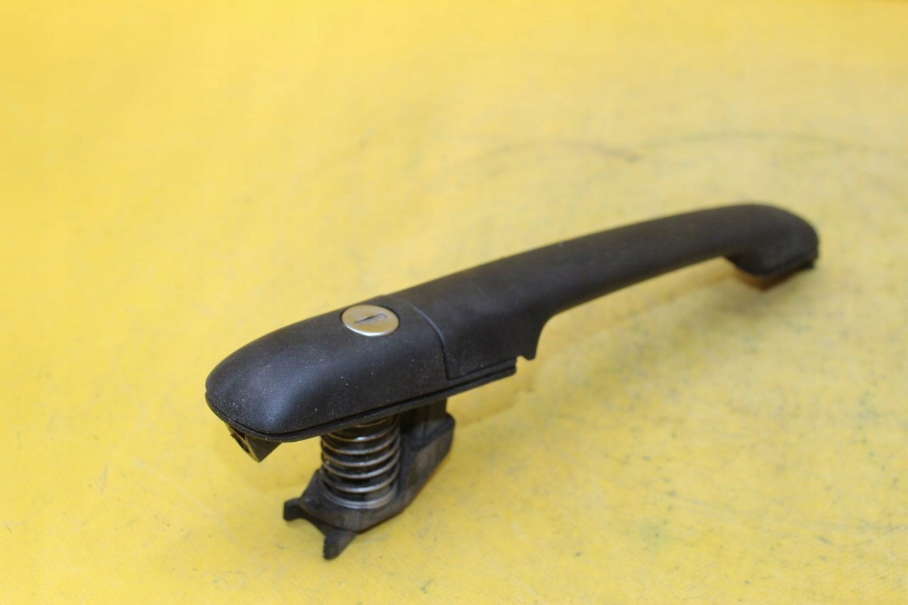 ДВЕРНАЯ РУЧКА ЛЕВАЯ ПЕРЕДНЯЯ СПРИНТЕР 310 312