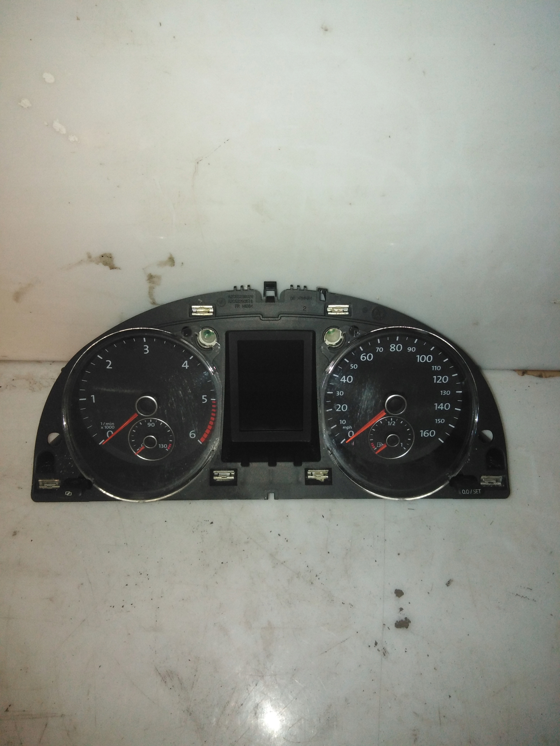 спидометр англия volkswagen oe 3C0920972D