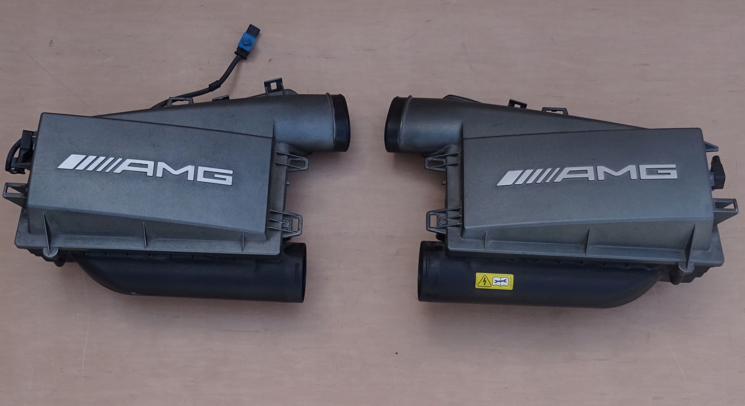 MERCEDES ML W166 6.3 AMG obudowa filtra powietrza