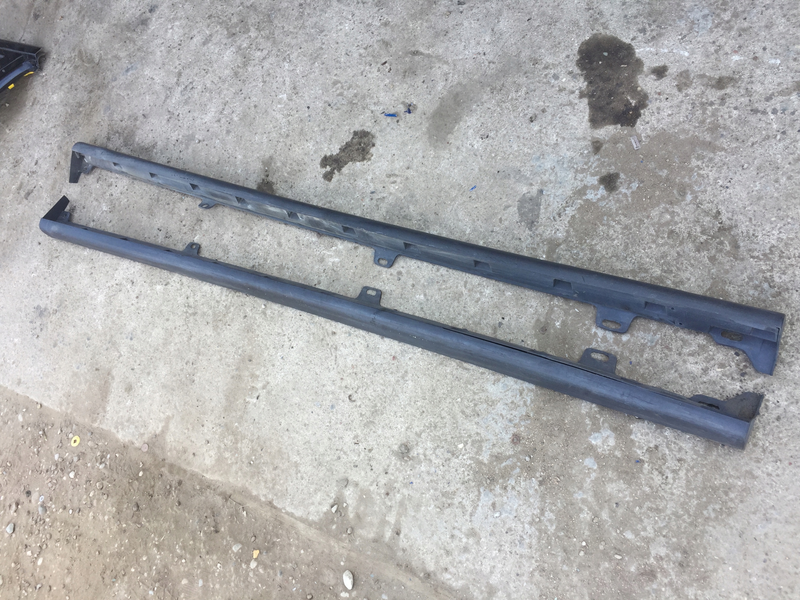 LISTWA ZEWNĘTRZNA VOLVO S40 V40 PROGOWA LEWA PRAWA