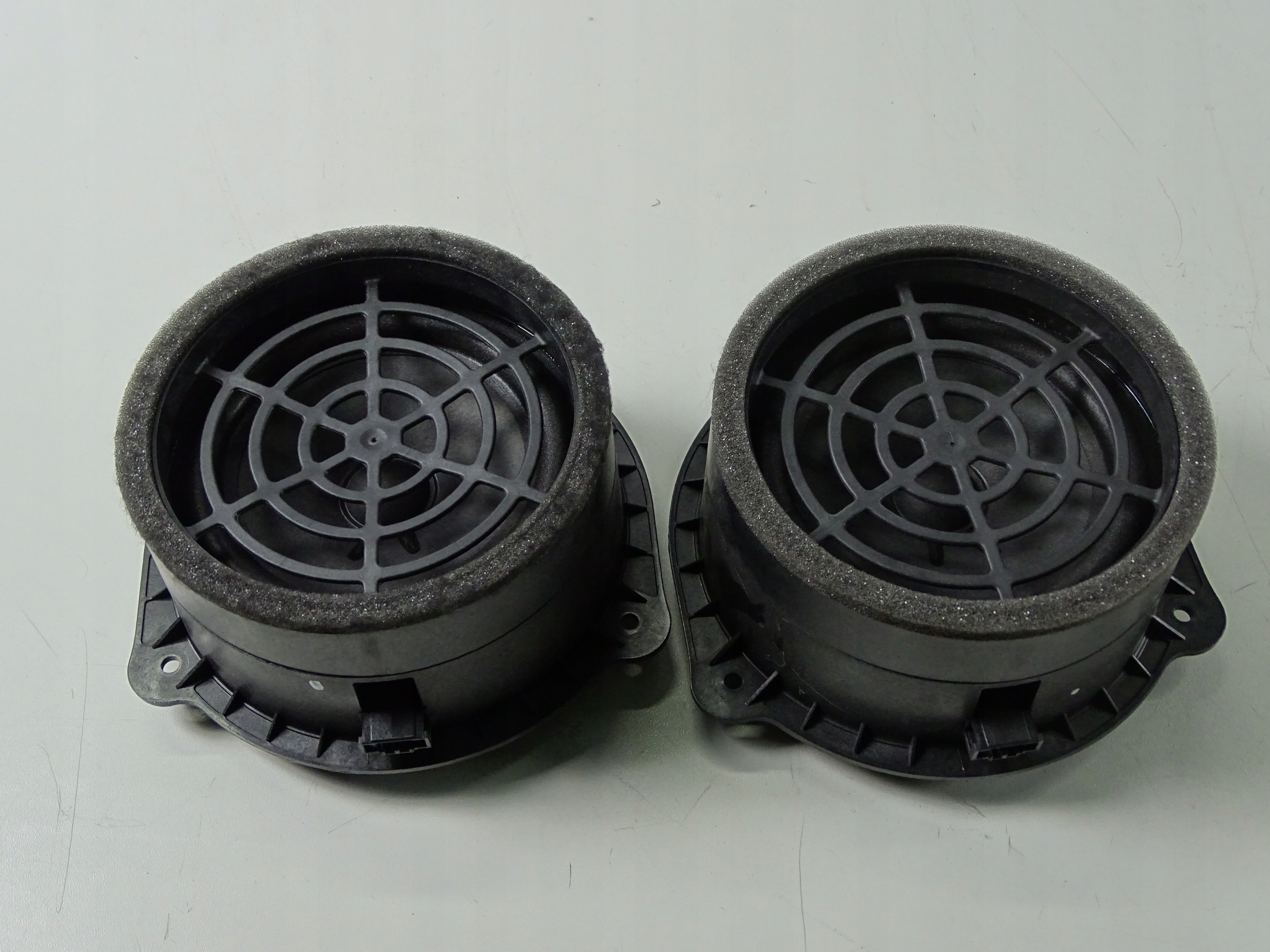 Audi Q7 4M динамик BOSE 4M0035411B