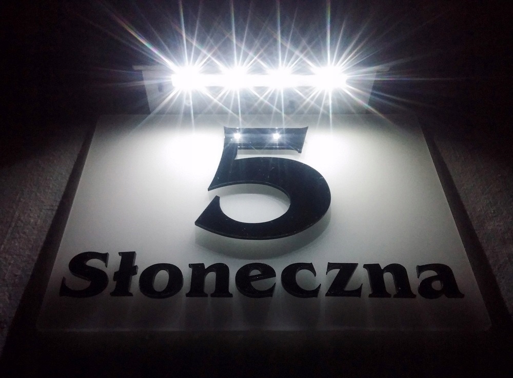 Tabliczka adresowa LED panel fotowoltaiczny solar Informacje dodatkowe podświetlenie