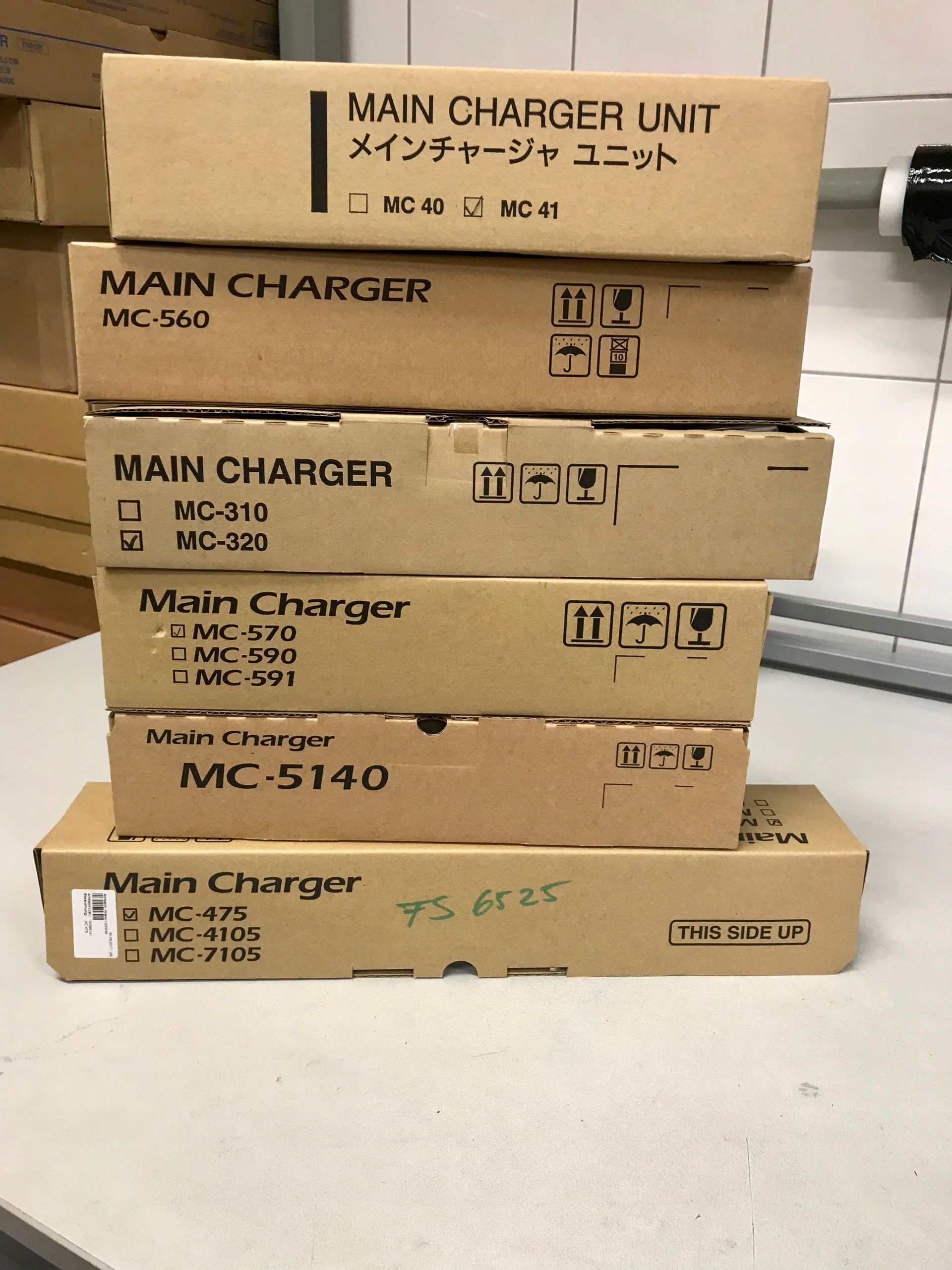 Hlavní nabíječka Kyocera MC-560 Originál pro FS-C5200DN