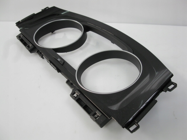 Ramka zegarów VW Golf 5G0857059