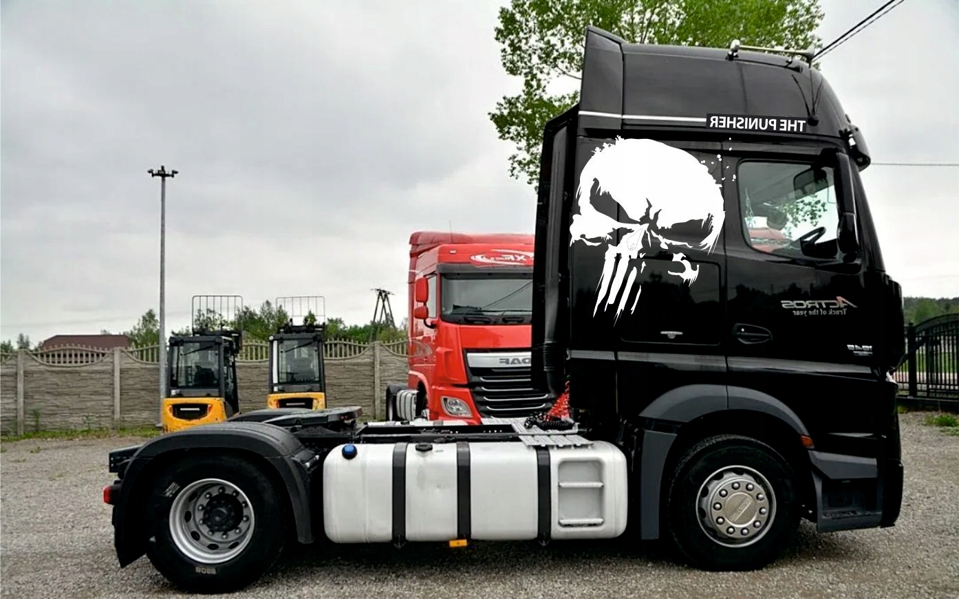 НАКЛЕЙКИ MERCEDES ACTROS VOLVO FH 4 PUNISCHER DAF