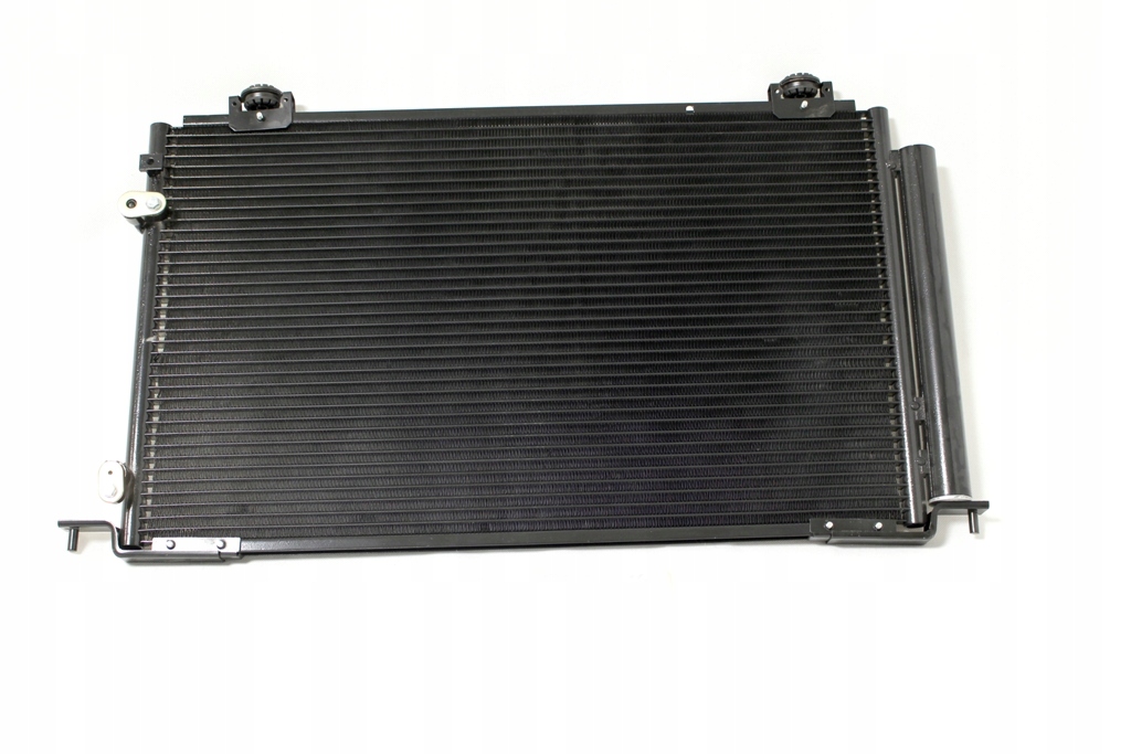 051-016-0030 - Радіатор кондиціонера TOYOTA AVENSIS T25 новий