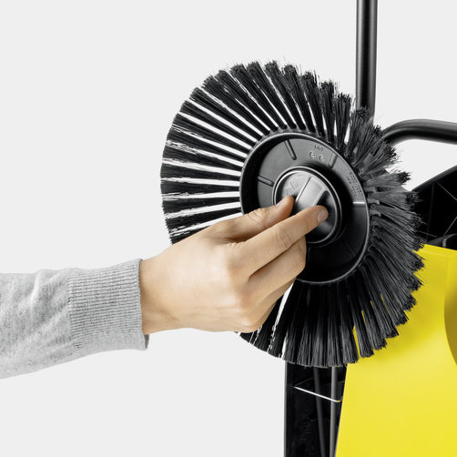 ZAMIATARKA DO LIŚCI KOSTKI TARASU KARCHER S 4 TWIN RĘCZNA SKUTECZNA 20L Zasilanie ręczne