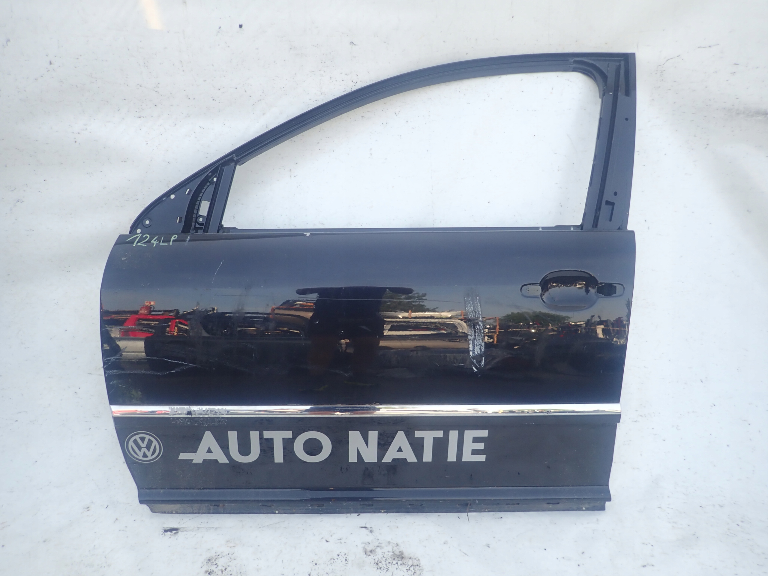 VW PHAETON 02-16 dveře levé předek přední