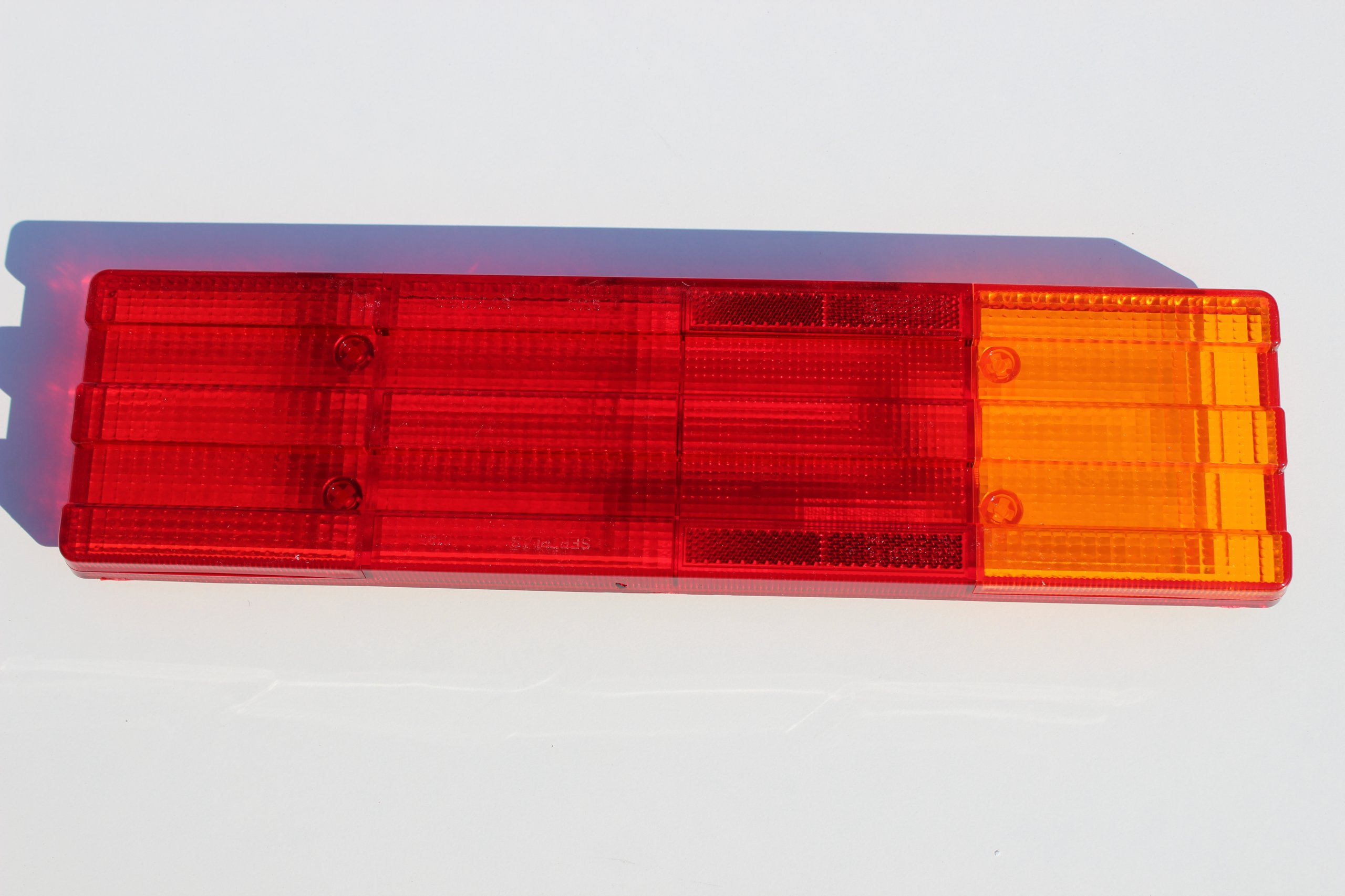 

Klosz Lampy Tył L/r Mercedes 609-814 Sprinter