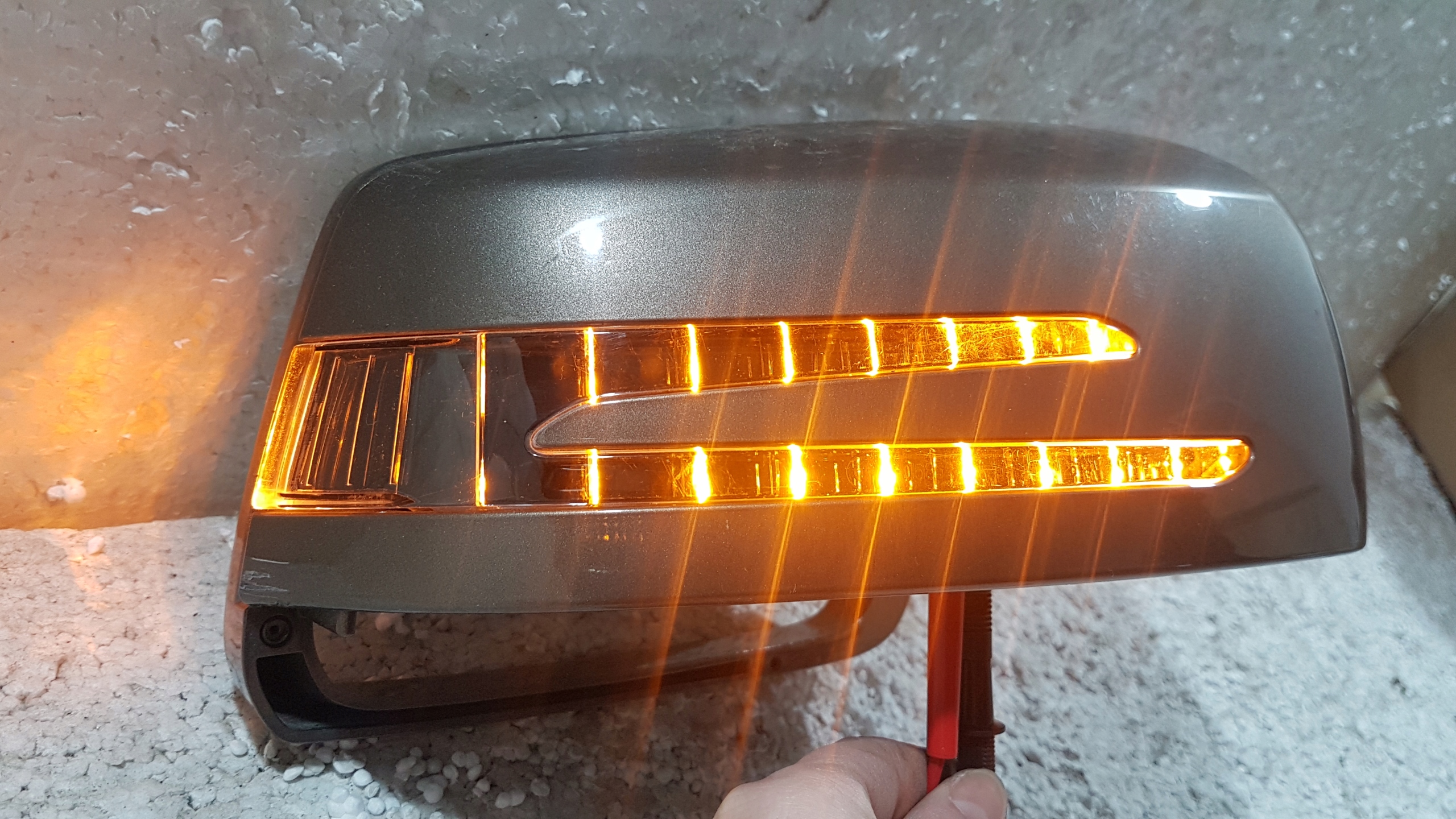 OBUDOWA LUSTERKA PRAWA MERCEDES W212 E-KLASA LED