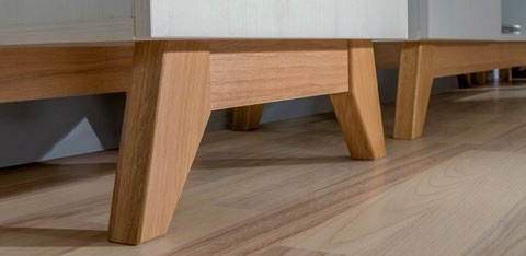 Duża komoda skandynawska biała 4 szuflady drzwi Kolekcja sven