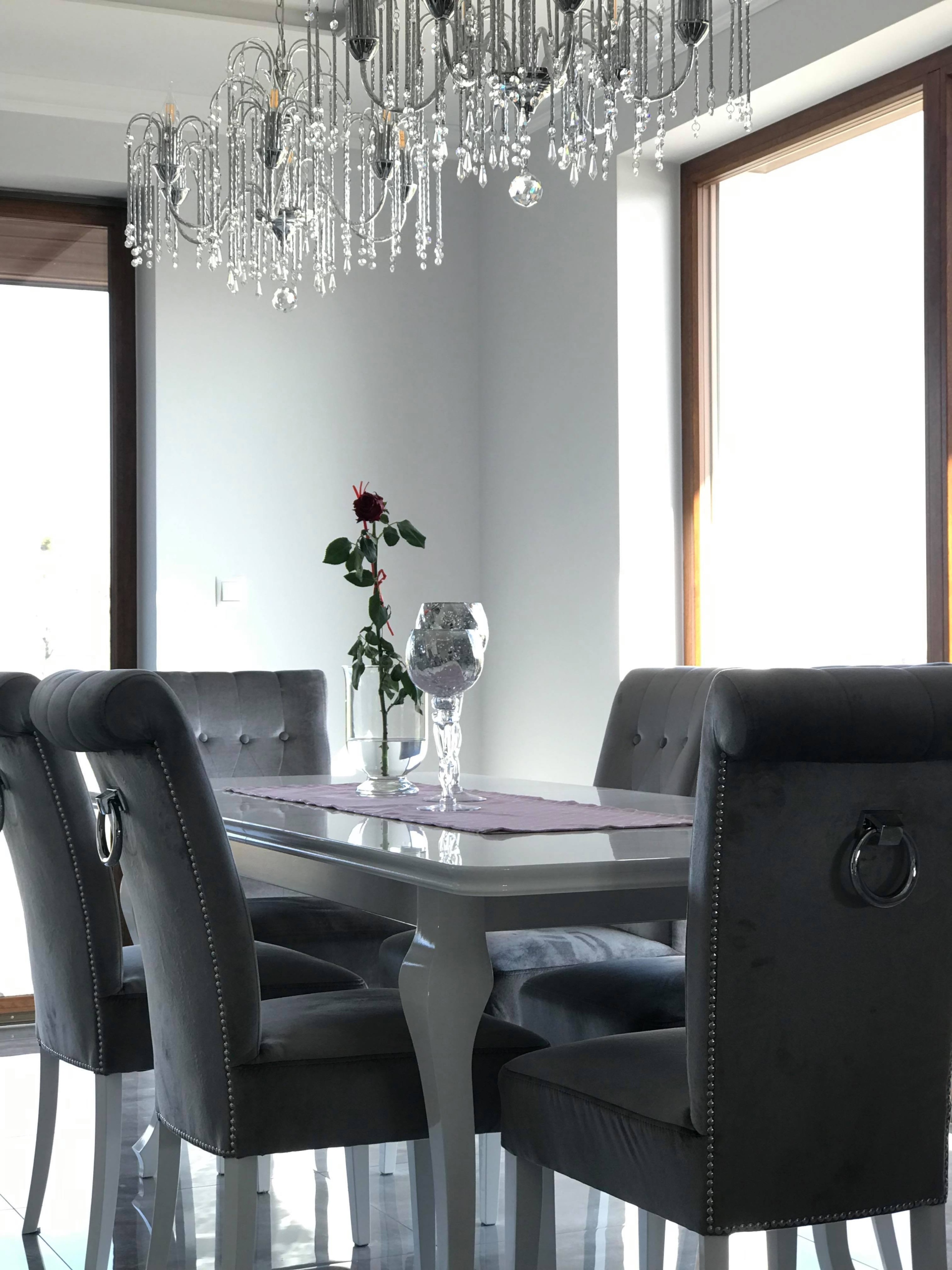 Stół GLAMOUR biały połysk,do salonu LUDWIK 140/180