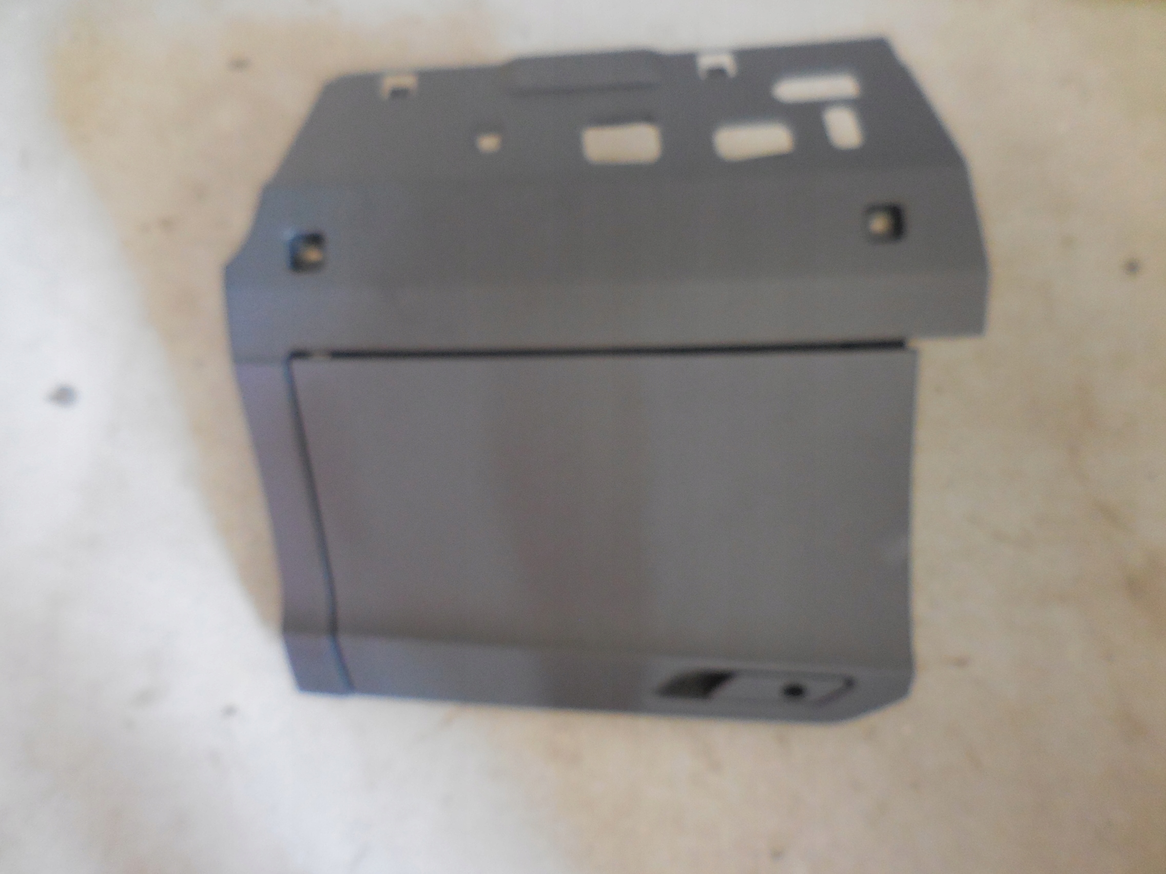 AUDI Q3 F3 пасажирський відсік