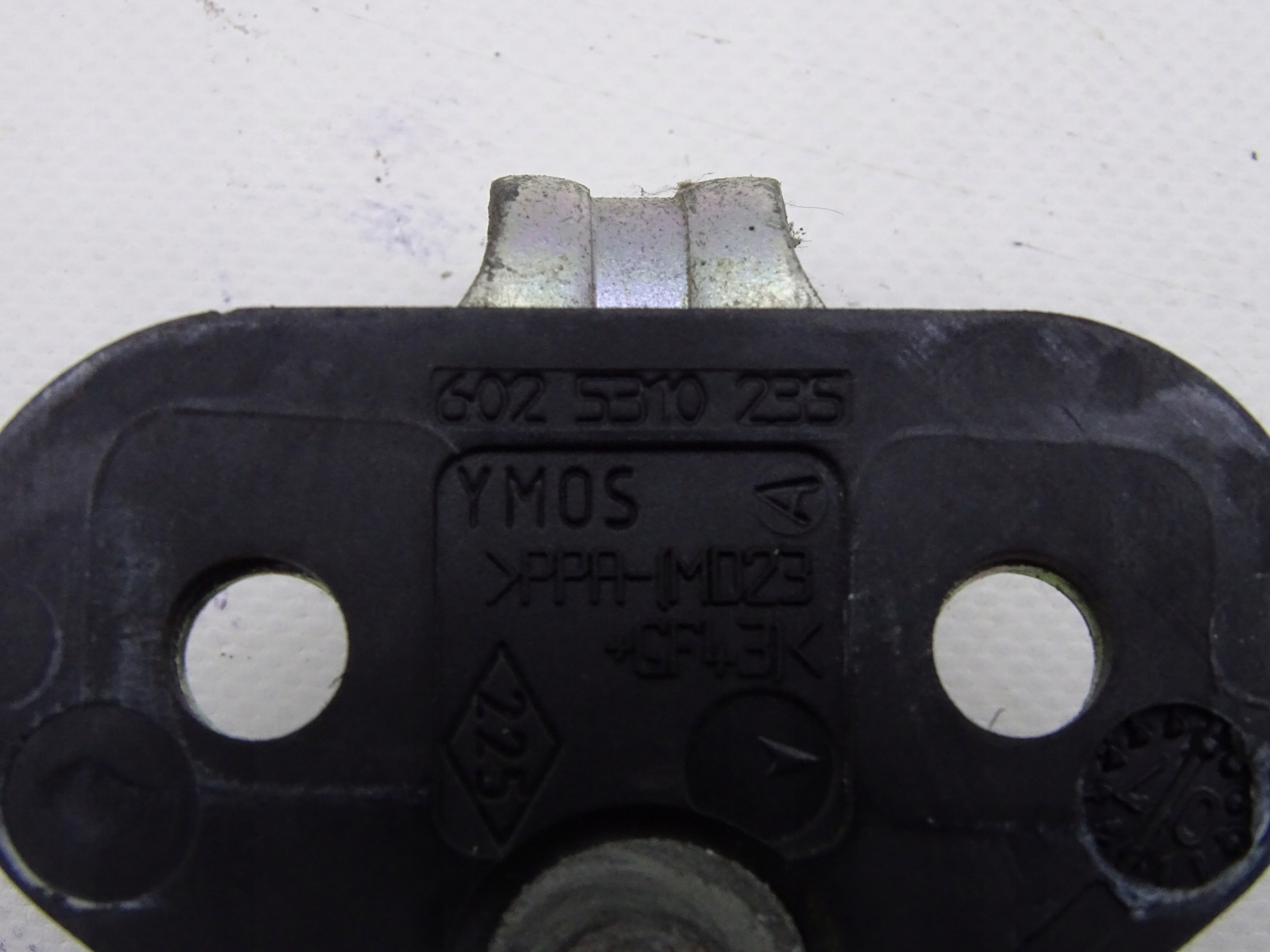 IVECO DAILY V 11-14 RYGIEL DRZWI Producent części Inny