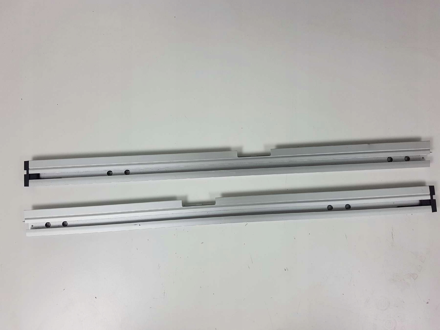 3G9863555A - VW PASSAT B8 универсал багажник рельсы 3G9863556A