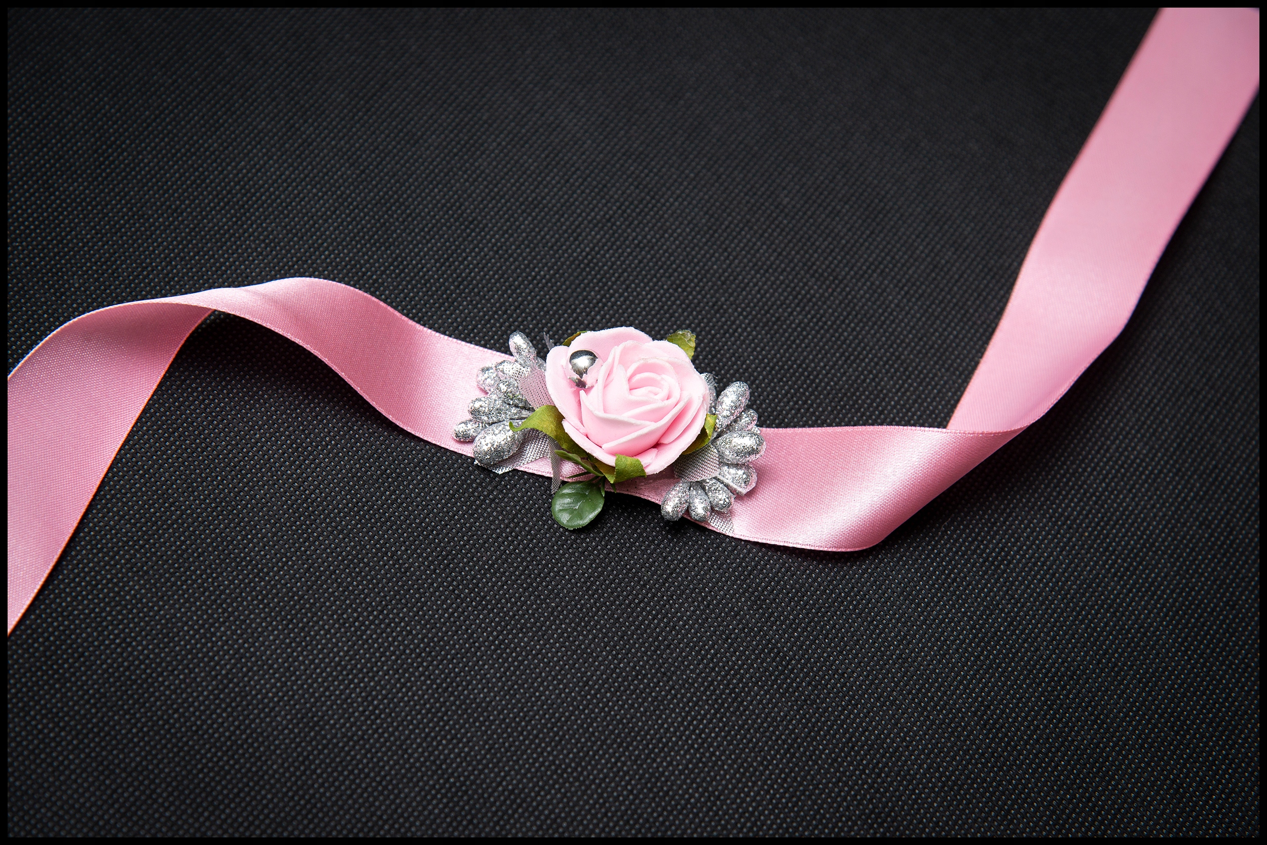 BUKIECIKI NA RĘKĘ NA STUDNIÓWKĘ KOLORY KOTYLIONY Cechy dodatkowe brak