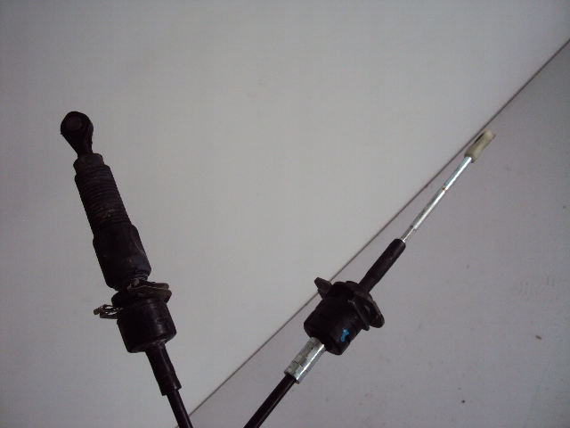 LINKA ZMIANY BIEGÓW HYUNDAI TUCSON II 1.7 CRDI 15- Rodzaj skrzyni Automatyczna