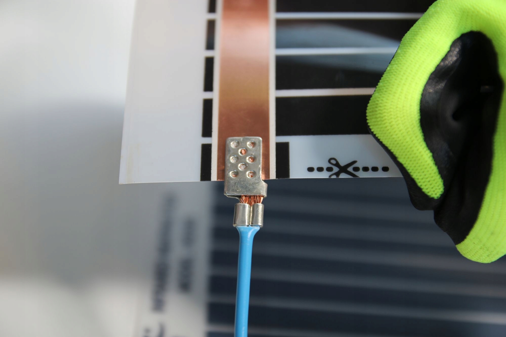 KLESZCZE ZACISKOWE DO INSTALACJI FOLII GRZEWCZEJ Marka Heat Decor