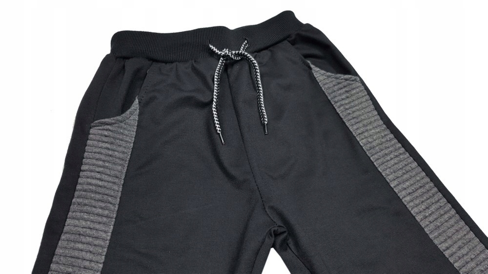 SPODNIE dresowe SPECIAL r 8 - 122/128 cm BLACK Bohater brak