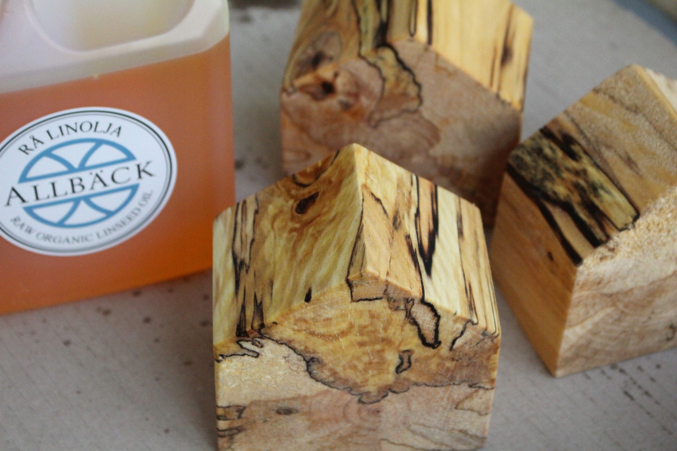 Szwedzki surowy olej lniany do drewna 1l impregnat Marka Allbäck