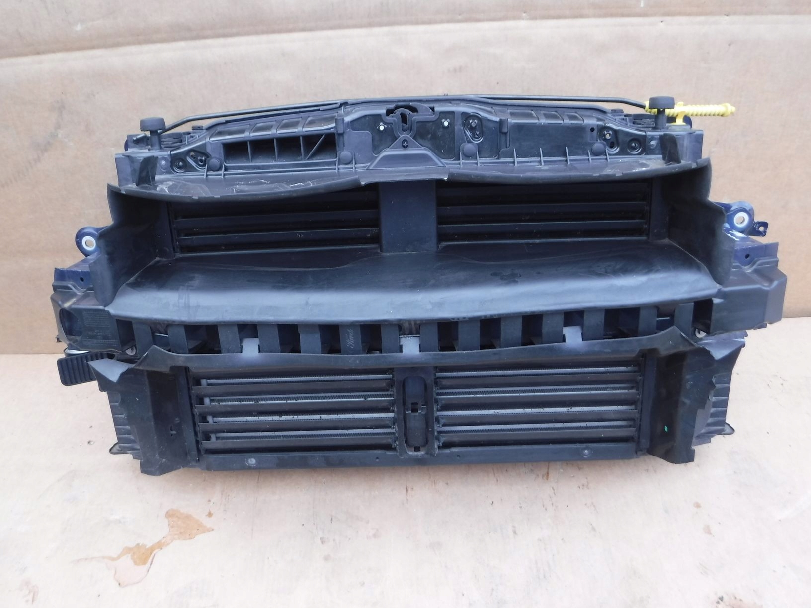 PAS WZMOCNIENIE CHŁODNICE FORD FOCUS MK4 1.5 ECOBOOST