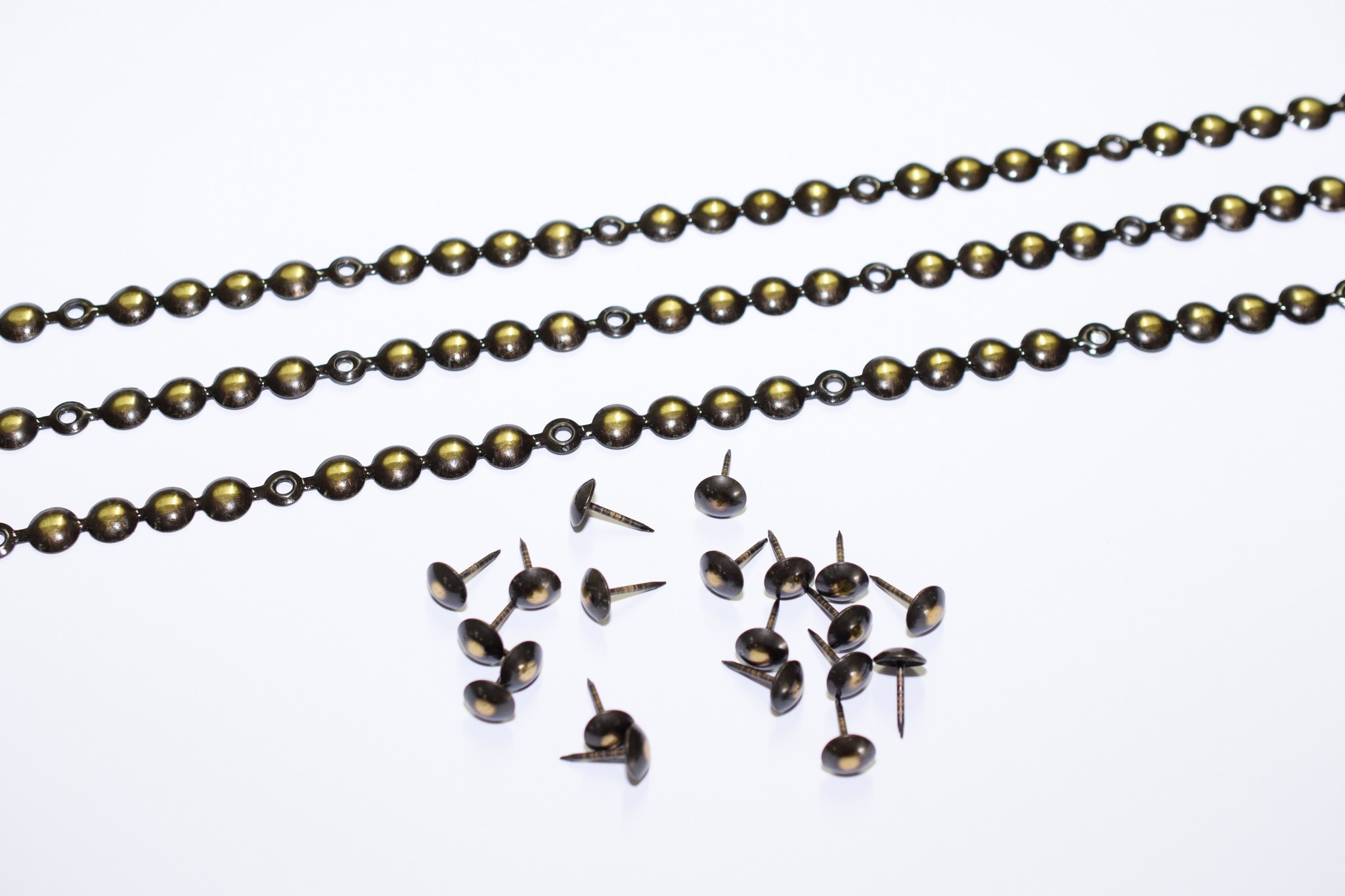 GWOŹDZIE TAPICERSKIE LISTWA BRĄZ RENESANS 1 METR