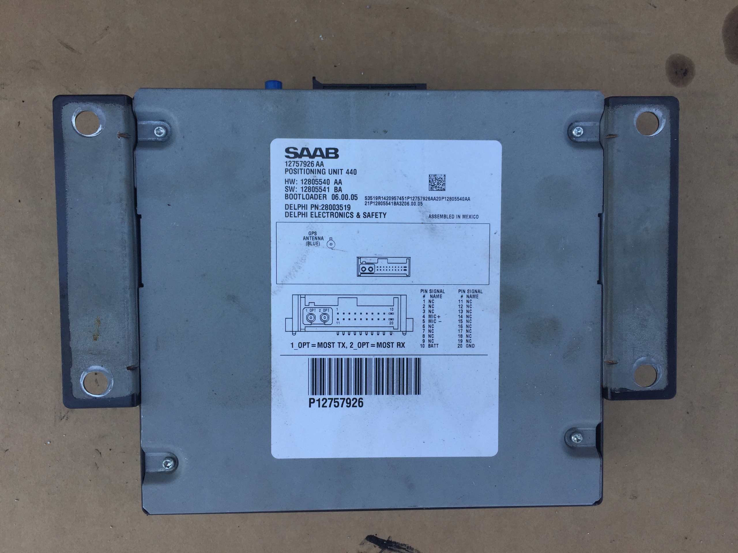 MODUŁ NAWIGACJI GPS SAAB 93 9-3 12757926 04-11