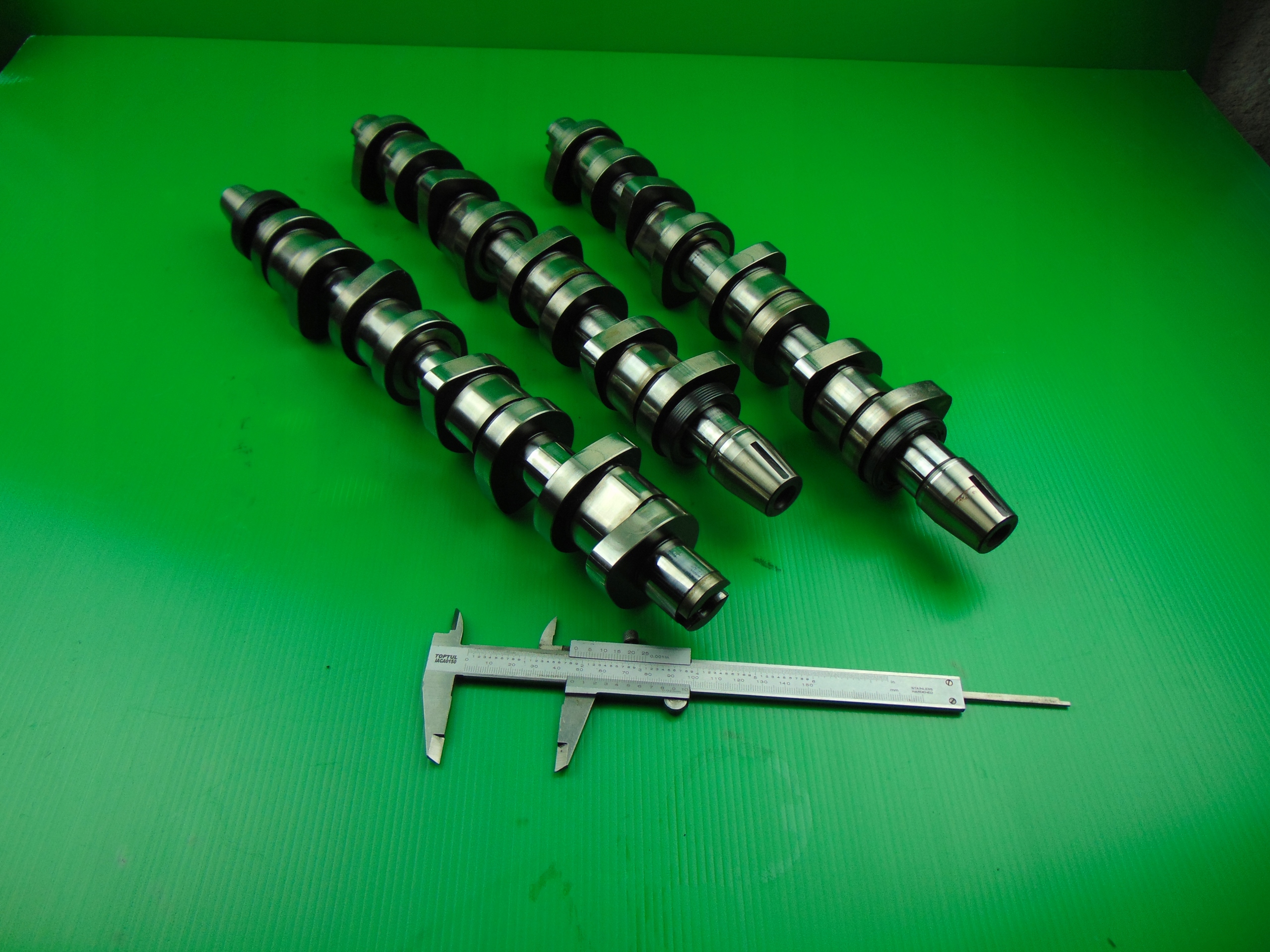 Walek rozrzadu 1 9TDI Oryginalny AWX AVF BKC BXE Part number 038109101R