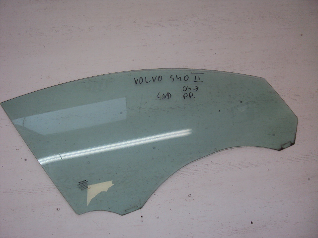 SZYBA PRAWY PRZÓD VOLVO S40 II SEDAN 2004-