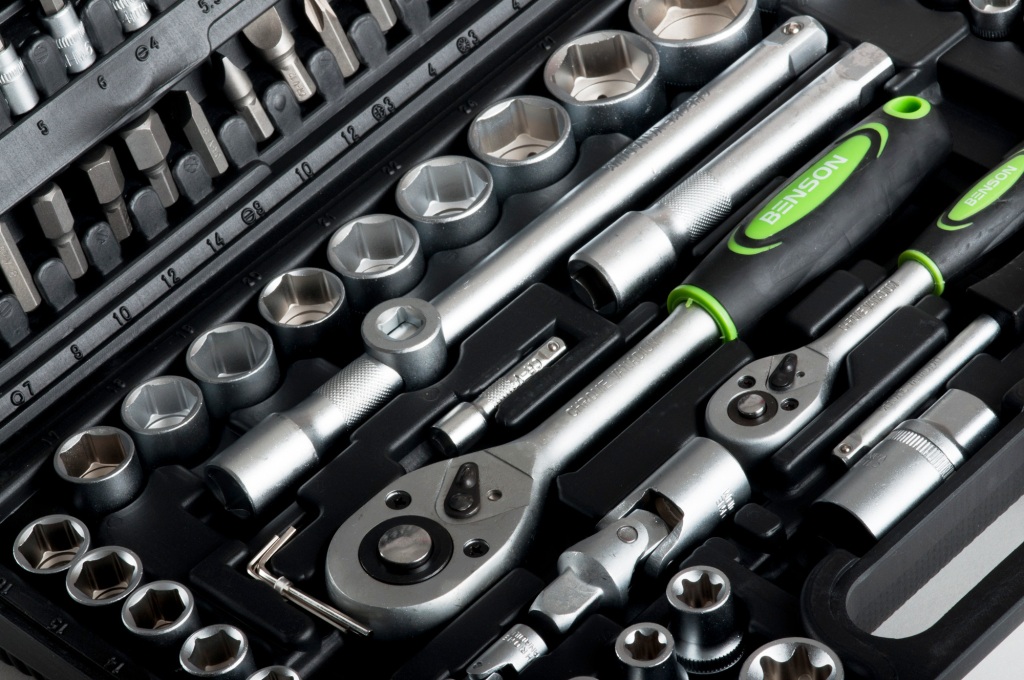 ZESTAW KLUCZY NASADOWE TORX 108 EL KLUCZE Mark Benson