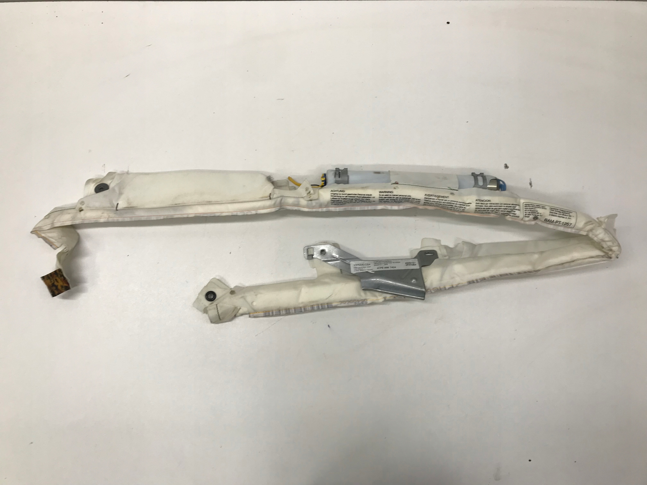 пиропатрон подушки безопасности seat oe 1P0880742