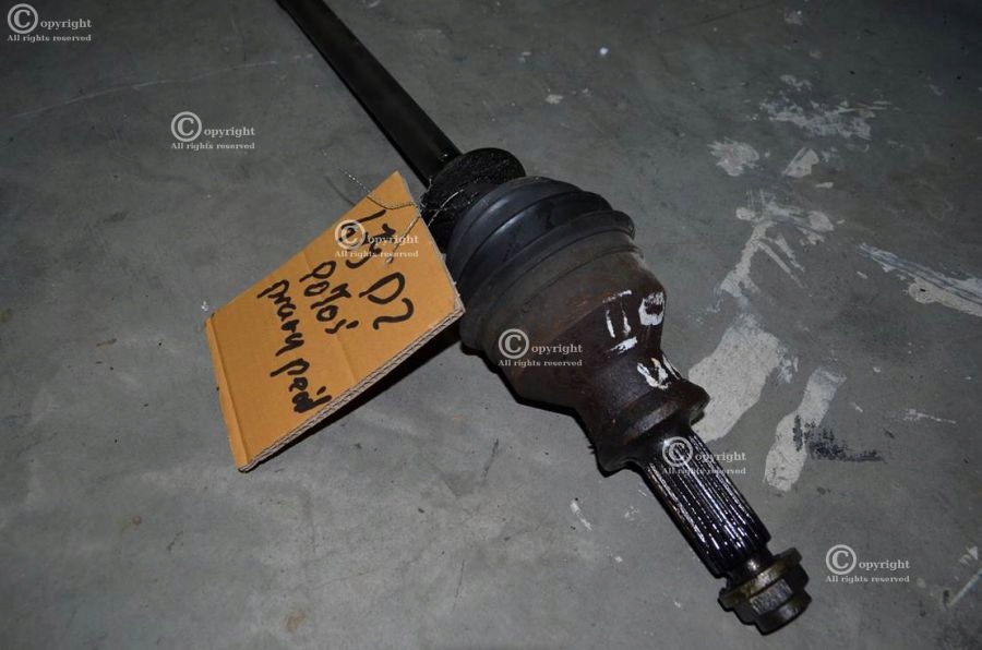 PÓŁOŚ PRAWY PRZÓD LAND ROVER DISCOVERY 2