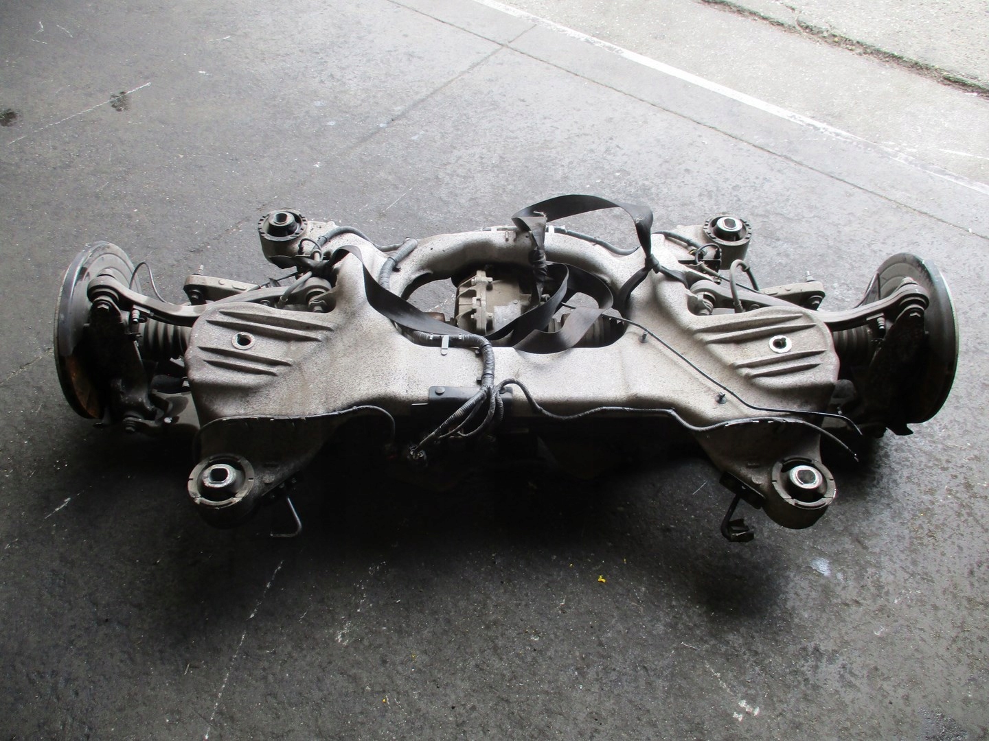 Zawieszenie tylne tył Range Rover Sport 3.0 D 14r