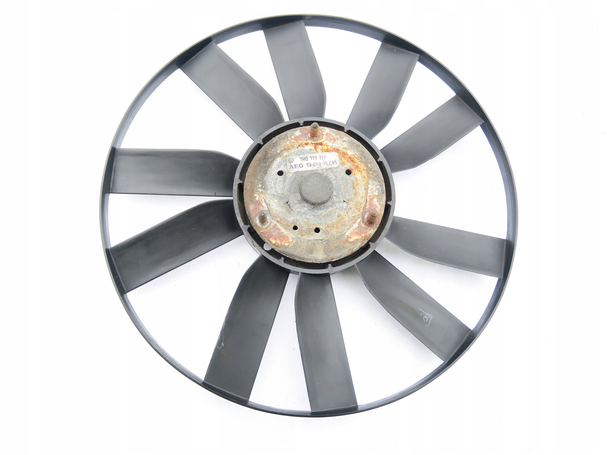 Вентилятор двигателя фольксваген. Вентилятор гольф 4 1. Вентилятор охлаждения фольксваген поло седан. Вентилятор охлаждения радиатора фольксваген джетта 6. Вентилятор охлаждения радиатора на bwk тигуан 2008г.