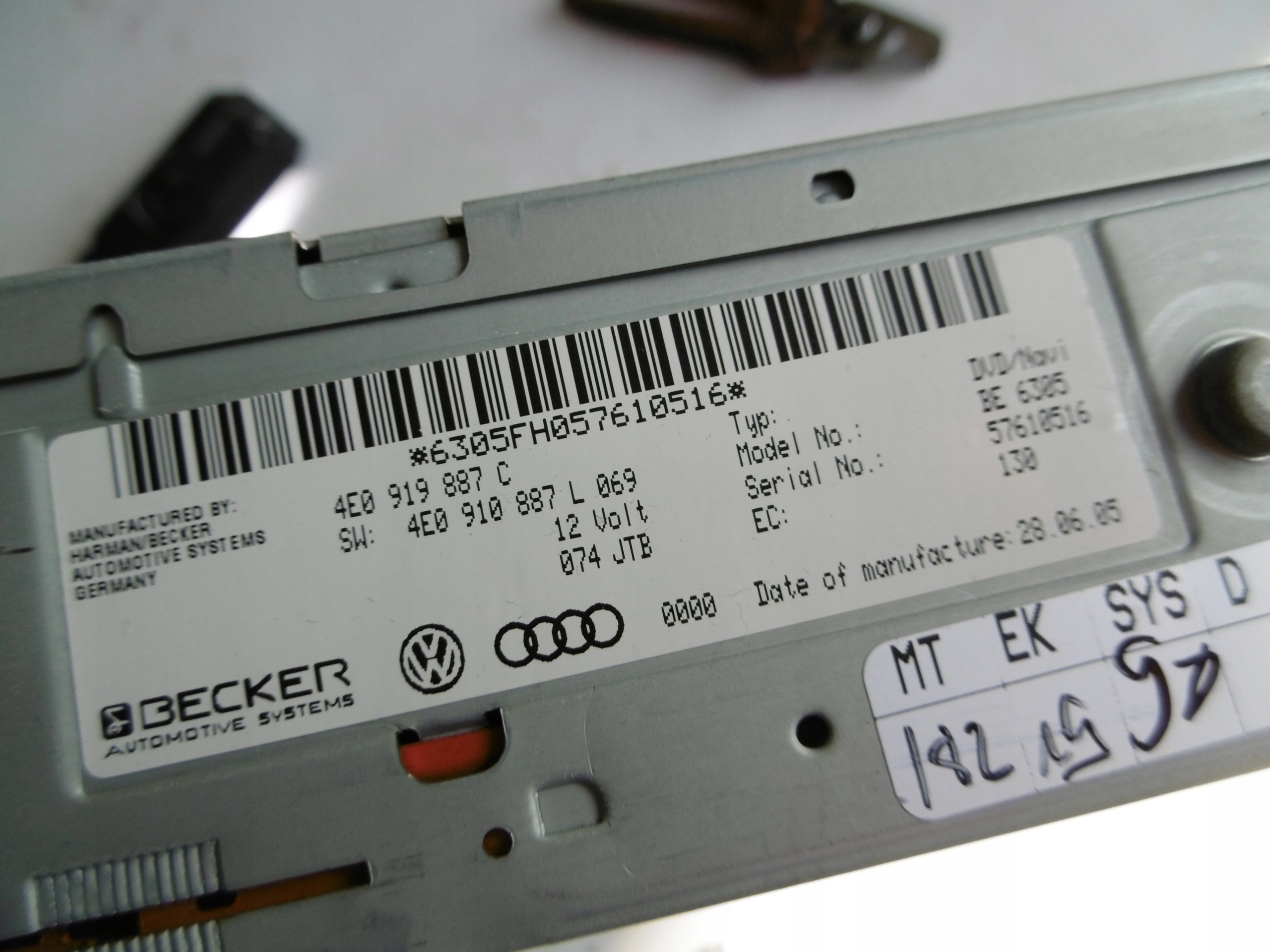 ЧЕЙНДЖЕР CD AUDI A6 C6 2004- 4E0035111 A фото 2