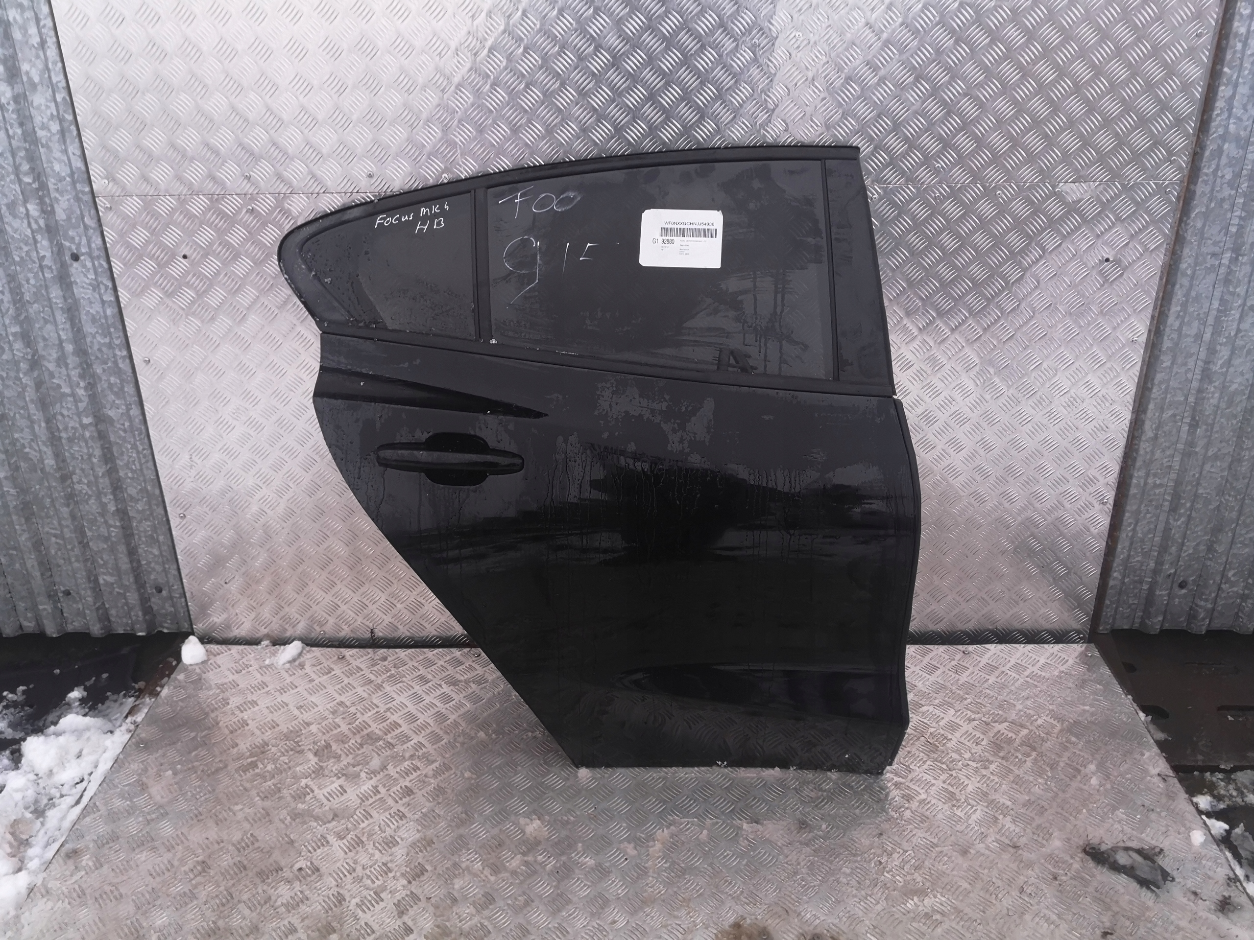FORD FOCUS MK4 DRZWI PRAWE TYŁ HATCHBACK Kolor czarny