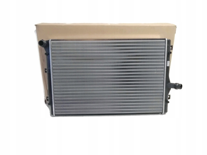 133108A4 - VW CADDY 04 - CC 12-GOLF V / PLUS КУЛЕР ДЛЯ ВОДЫ