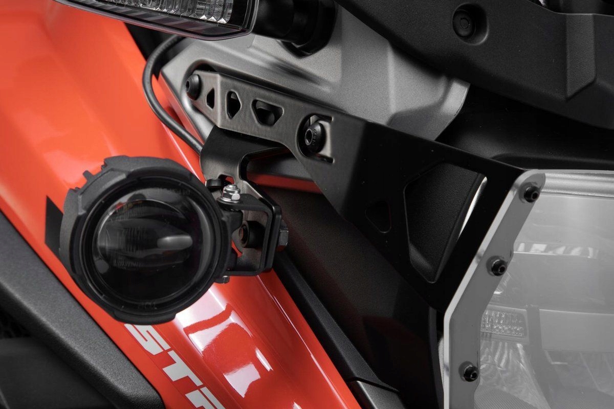 

Sw-motech Uchwyt Mocowanie Halogenów V-Strom 1050