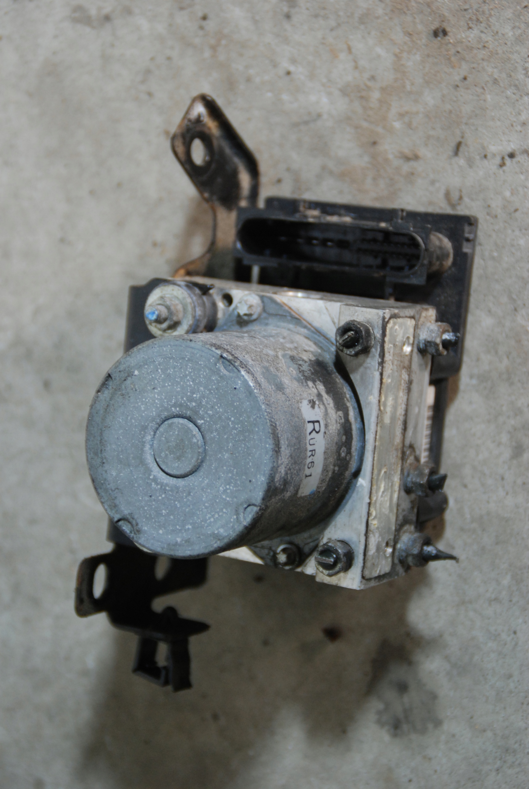 Ford OE 0265231027 насос abs