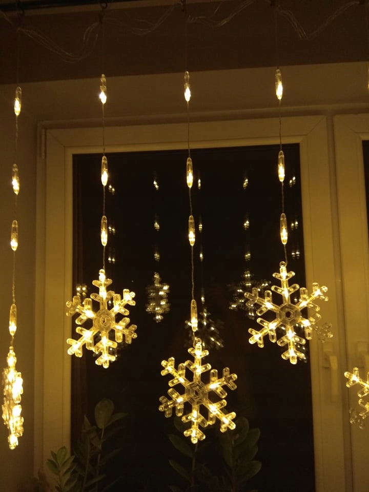 KURTYNA ŚWIETLNA ŚWIĄTECZNA LAMPKI LED SOPLE Motyw Gwiazda