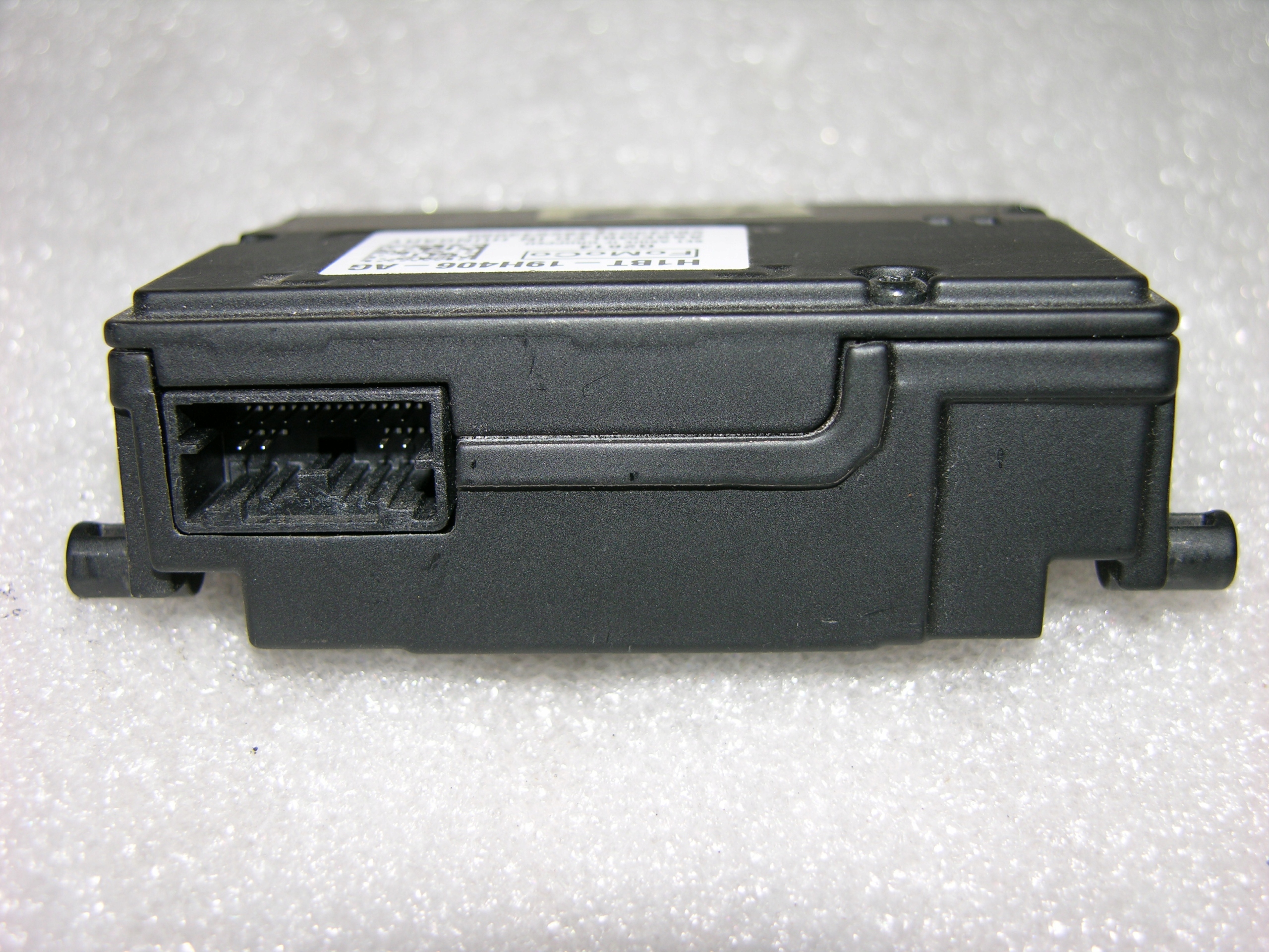 FORD FIESTA MK8 KAMERA RADAR MODUL H1BT19H406AG Part number H1BT 19H406 AG