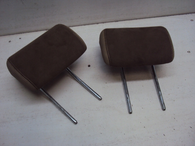 ПОДГОЛОВНИК ПОДГОЛОВНИК ЗАДНИЙ RANGE ROVER EVOQUE