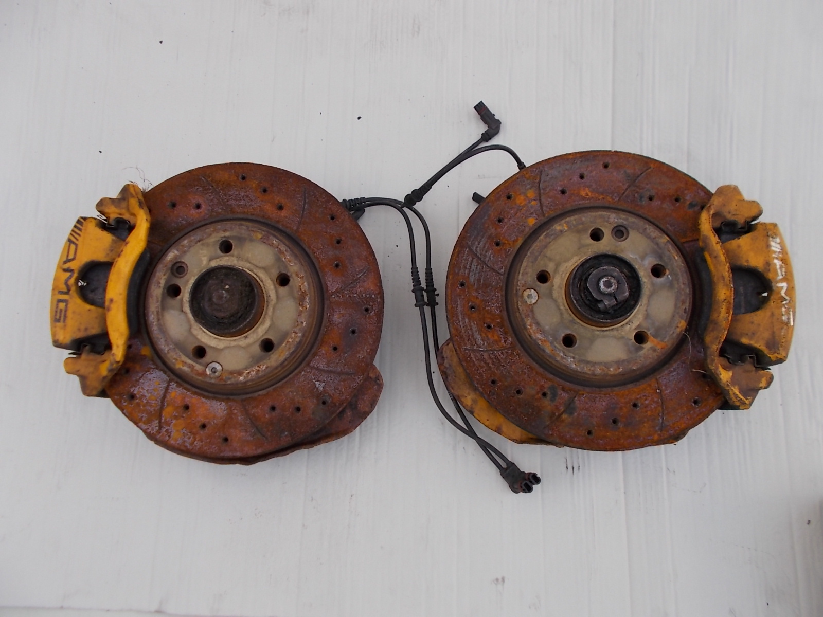 MERCEDES КЛК W209 ЦАПФА СТУПИЦЯ ПЕРЕД