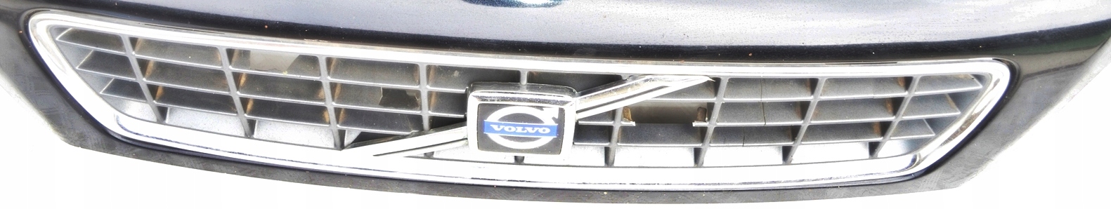 VOLVO V40 S40 LIFT решетка радиатора хром оригинал
