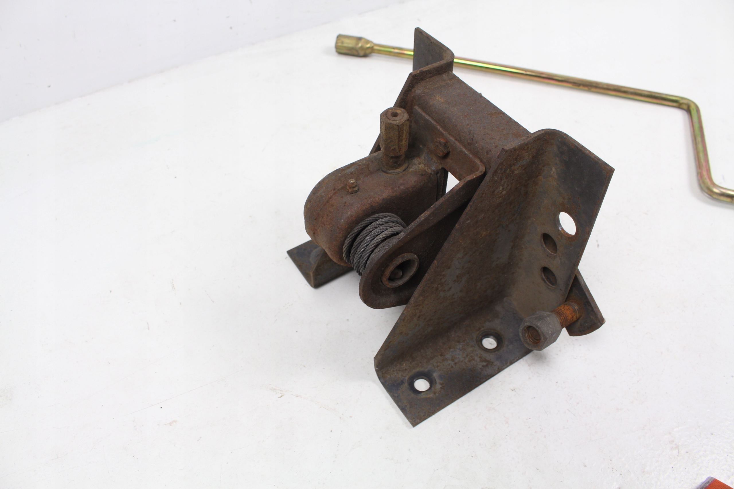 ЛИФТ КОЛЕСА NISSAN ATLEON 99-06