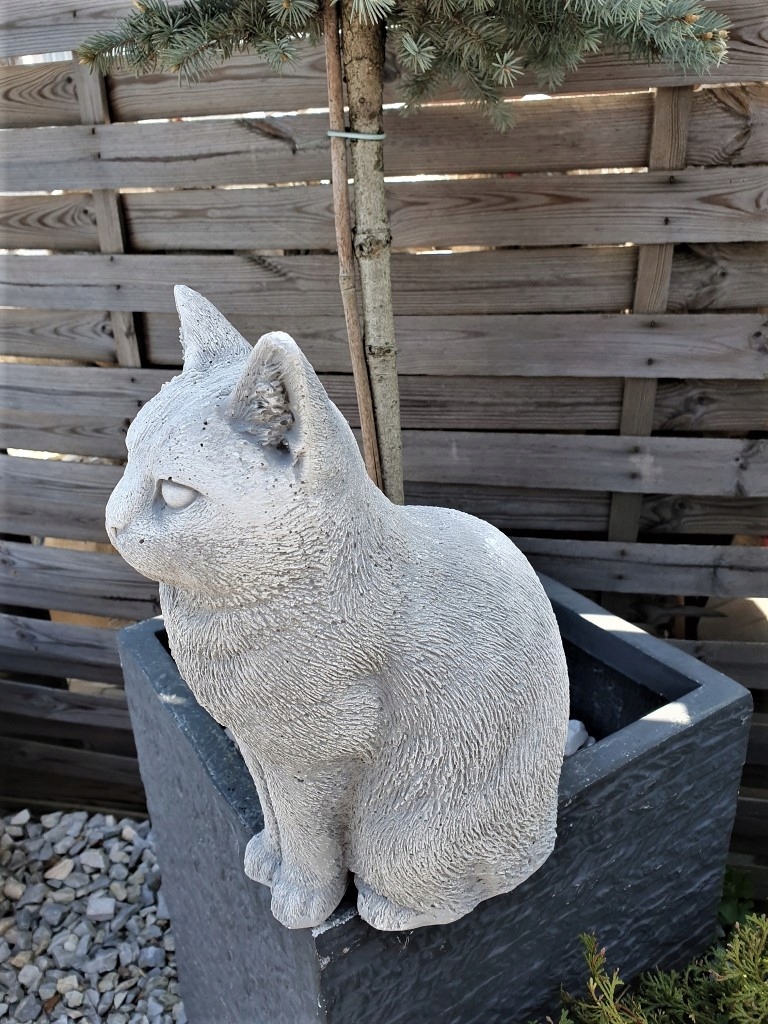 FIGURKA BETONOWA - SIEDZĄCY KOT model VI Producent inna
