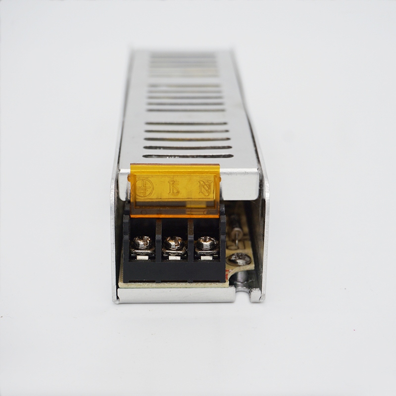 ZASILACZ DO TAŚM LED MONTAŻOWY SLIM 6,5A 80W 12V Typ zasilacz