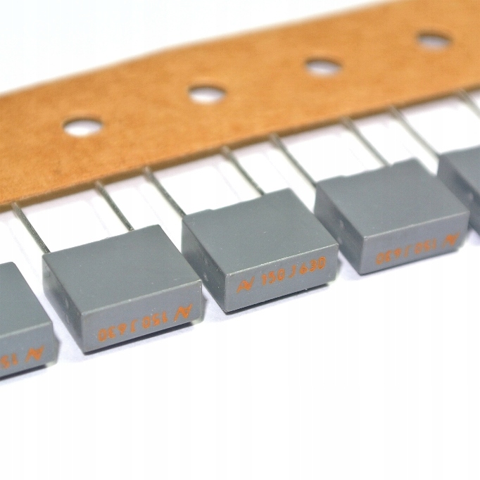 

150pF 5% 630V Kondensator 7.5mm Arcotronics [5szt]
