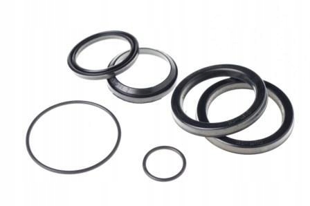 KOMPLET NAPRAWCZY SIłOWNIKA POMOCNICZEGO ZETOR