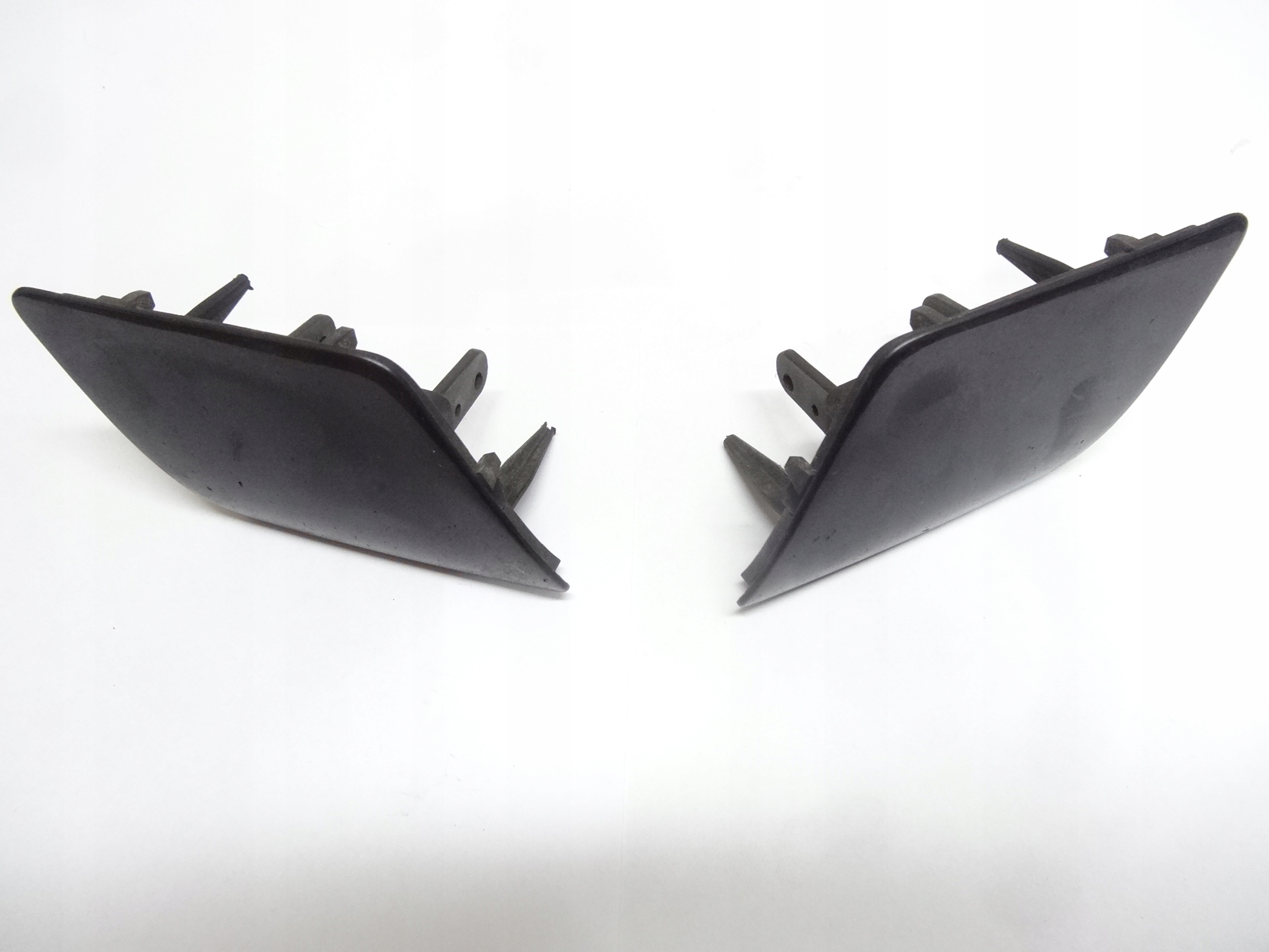 AUDI A8 D2 99 02 ZASLEPKA SPRYSKIWACZA ZDERZAKA LP